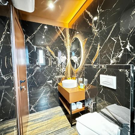 Villa Noem Tiranë Luaran gambar