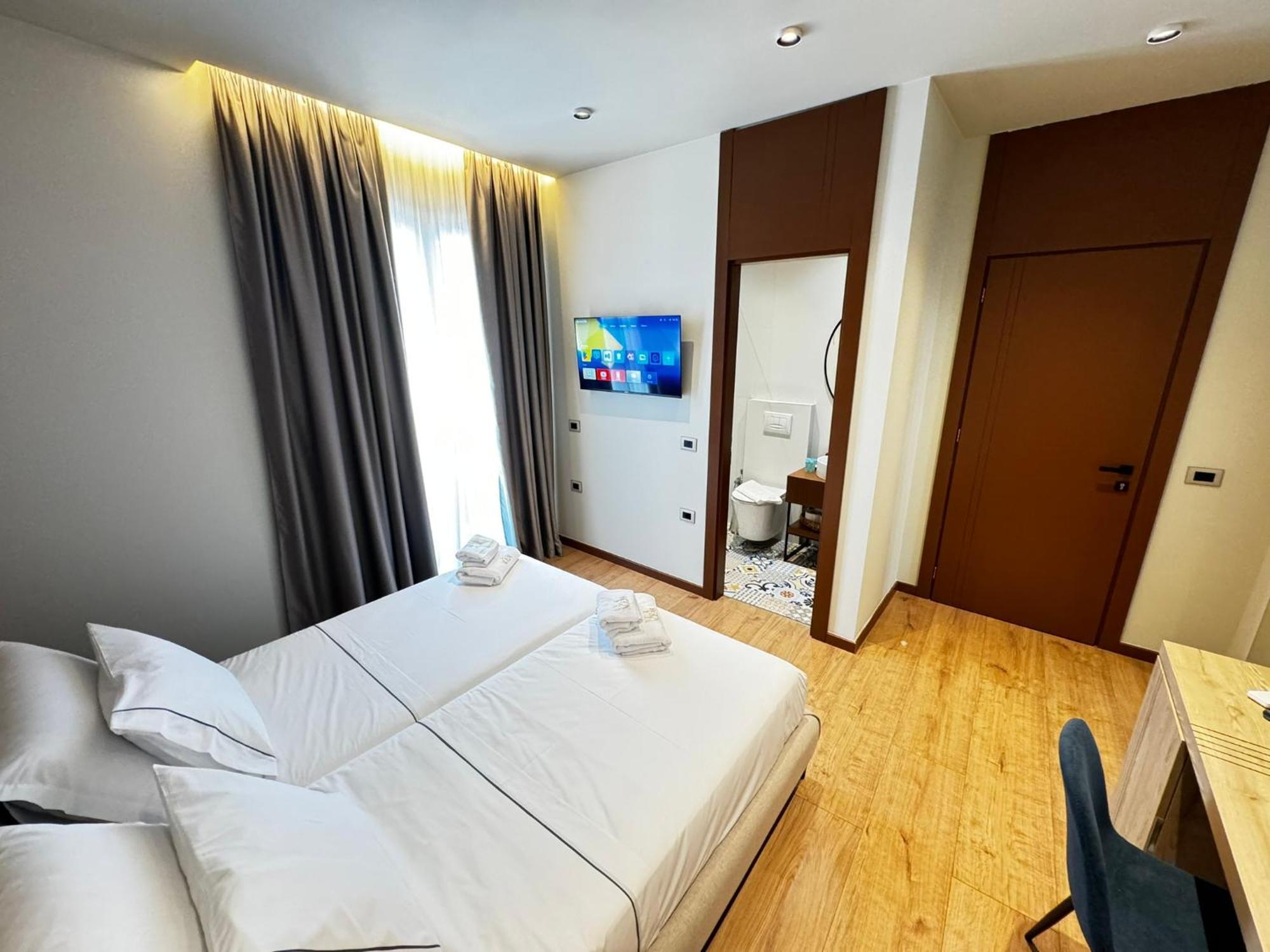 Villa Noem Tiranë Luaran gambar